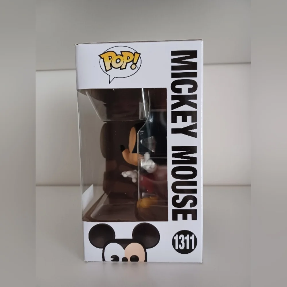 Disney Mickey‎ Mouse 1311 Disney 100 Hot Topic Exclusive Vinyl Figure Funko Pop